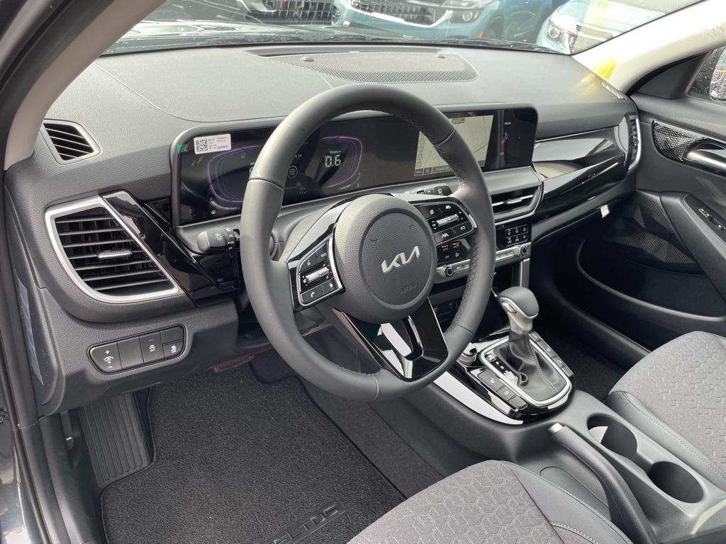 new 2026 Kia Seltos car, priced at $27,124