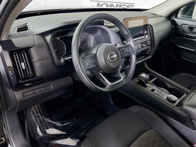 used 2023 Nissan Pathfinder car, priced at $30,998