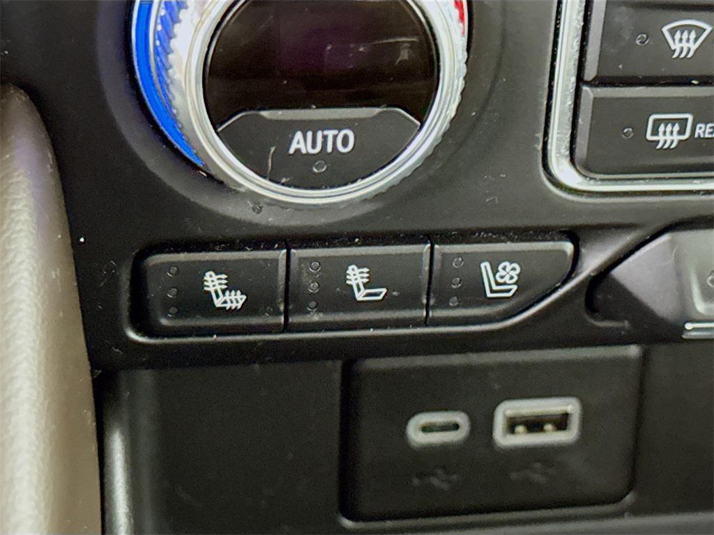 used 2023 GMC Yukon XL car, priced at $53,998