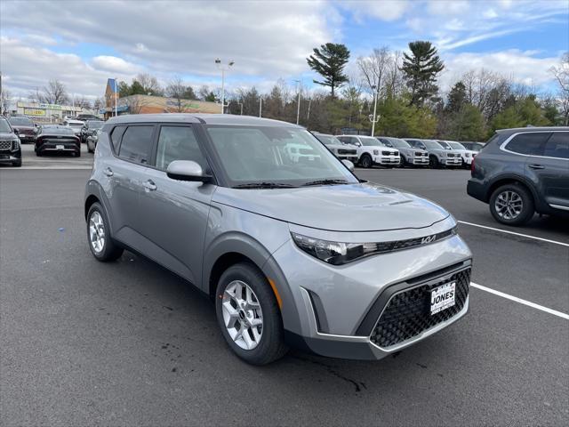 new 2025 Kia Soul car, priced at $21,045