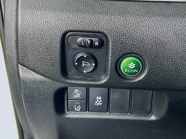 used 2022 Honda Pilot car, priced at $35,998