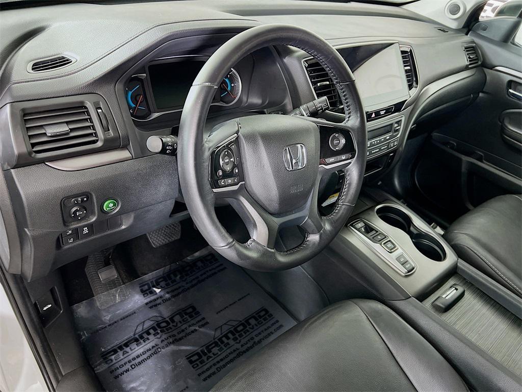 used 2022 Honda Pilot car, priced at $32,998