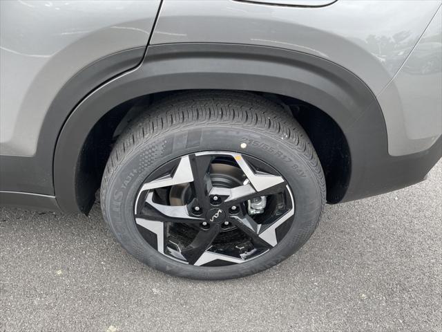 new 2025 Kia Seltos car, priced at $28,576