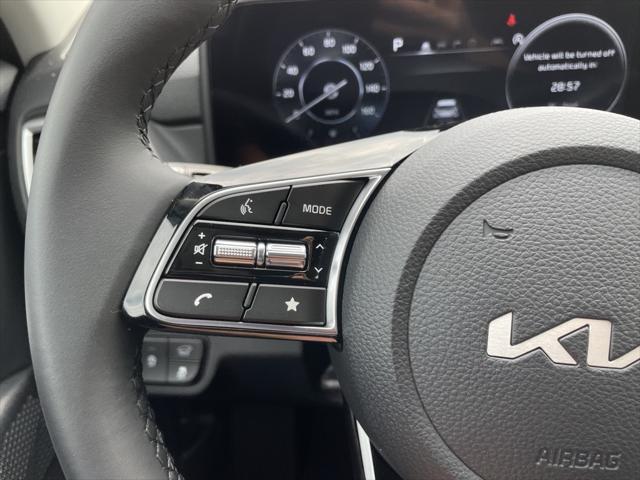 new 2025 Kia Seltos car, priced at $28,576
