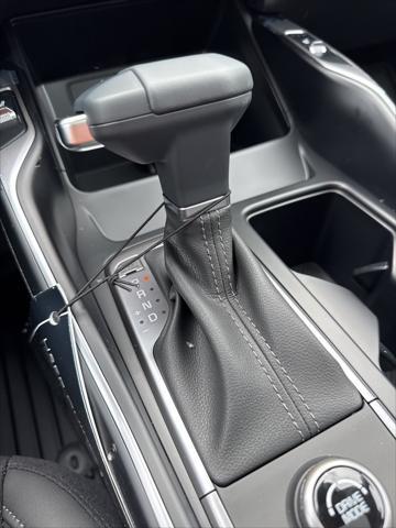 new 2025 Kia Sorento car, priced at $36,196