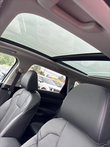 new 2025 Kia Sorento car, priced at $36,196