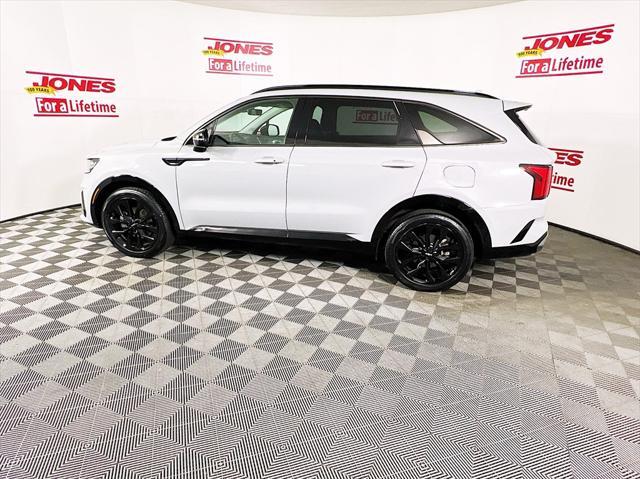 used 2023 Kia Sorento car, priced at $29,998