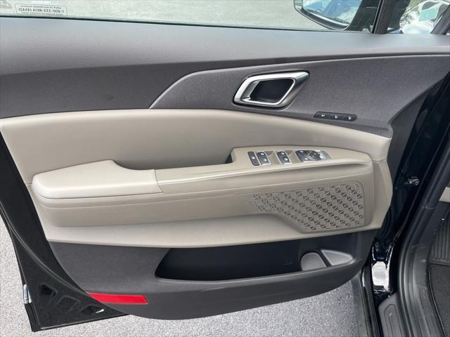 new 2025 Kia Carnival Hybrid car, priced at $48,342