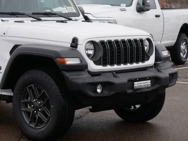 new 2025 Jeep Wrangler car, priced at $47,537