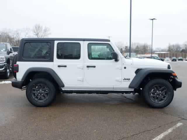 new 2025 Jeep Wrangler car, priced at $47,537