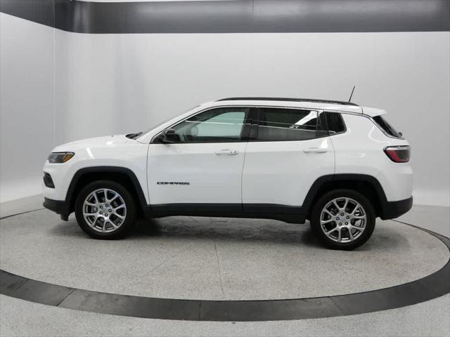 used 2022 Jeep Compass car, priced at $22,999