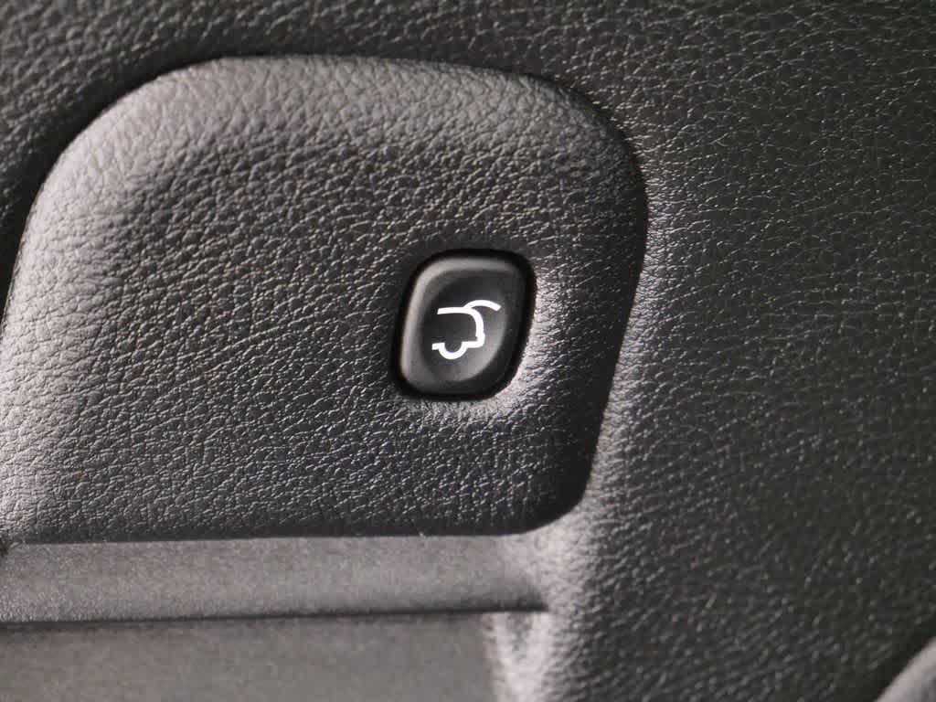used 2021 Jeep Grand Cherokee car, priced at $27,470