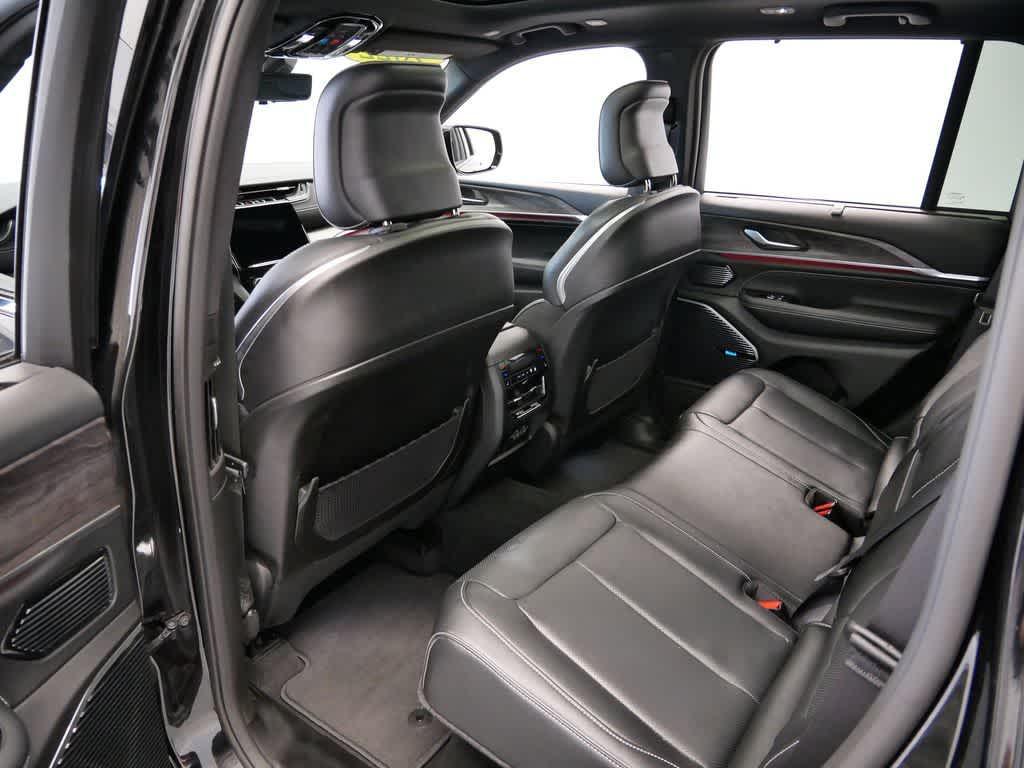 used 2022 Jeep Grand Cherokee car, priced at $37,991