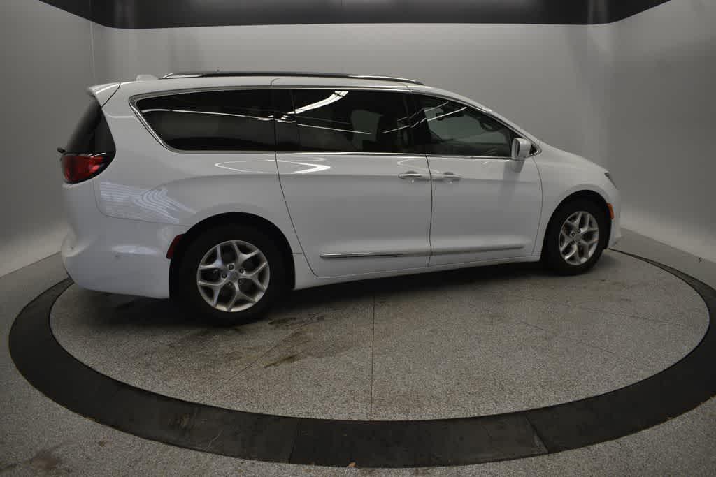 used 2018 Chrysler Pacifica car, priced at $18,269
