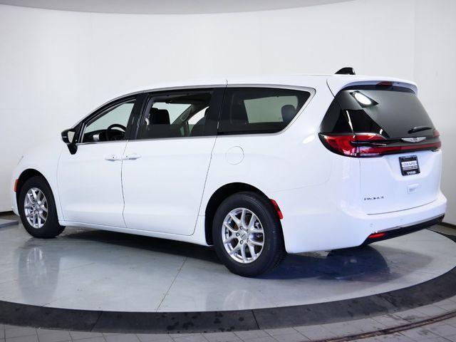 new 2024 Chrysler Pacifica car, priced at $41,488