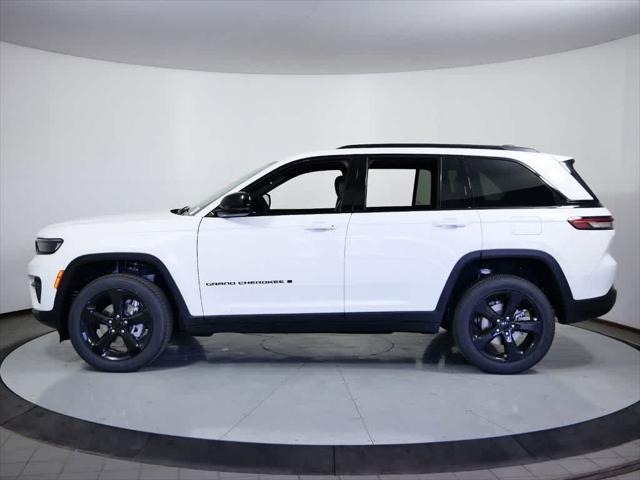 new 2024 Jeep Grand Cherokee car, priced at $45,420