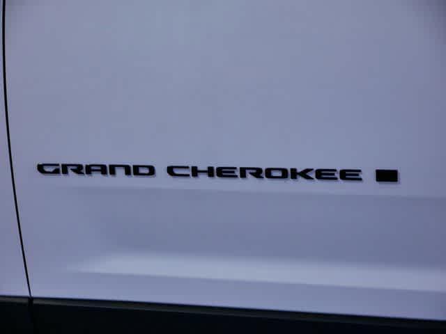 new 2024 Jeep Grand Cherokee car, priced at $46,619