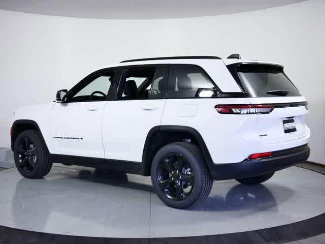 new 2024 Jeep Grand Cherokee car, priced at $46,619