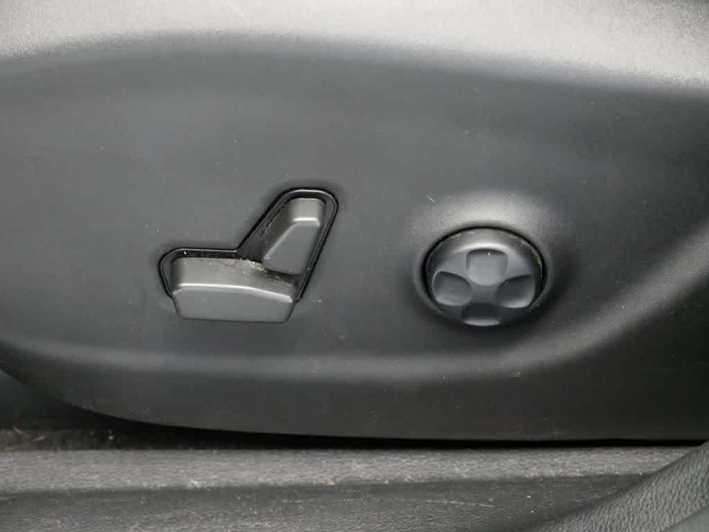 used 2021 Jeep Cherokee car, priced at $18,947