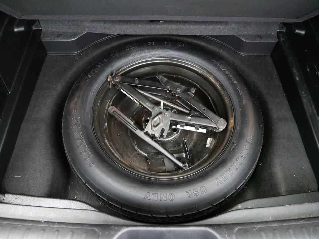 used 2021 Jeep Cherokee car, priced at $18,947