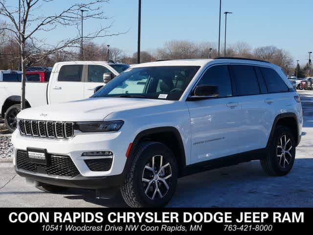 new 2025 Jeep Grand Cherokee car, priced at $48,302