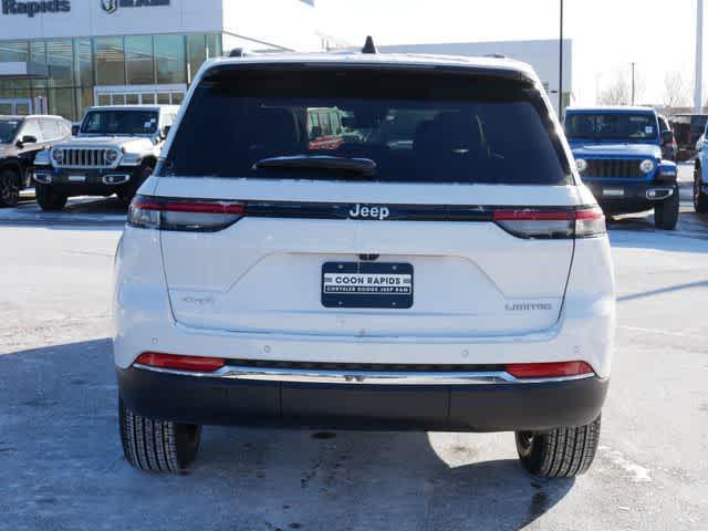 new 2025 Jeep Grand Cherokee car, priced at $48,302