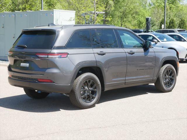 new 2025 Jeep Grand Cherokee car, priced at $44,895