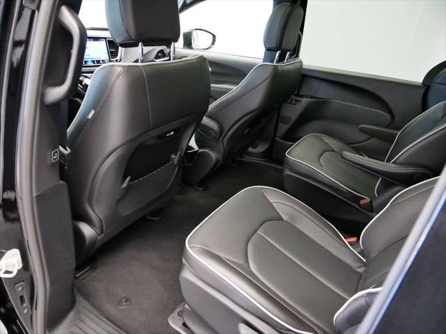 new 2025 Chrysler Pacifica Hybrid car, priced at $56,890