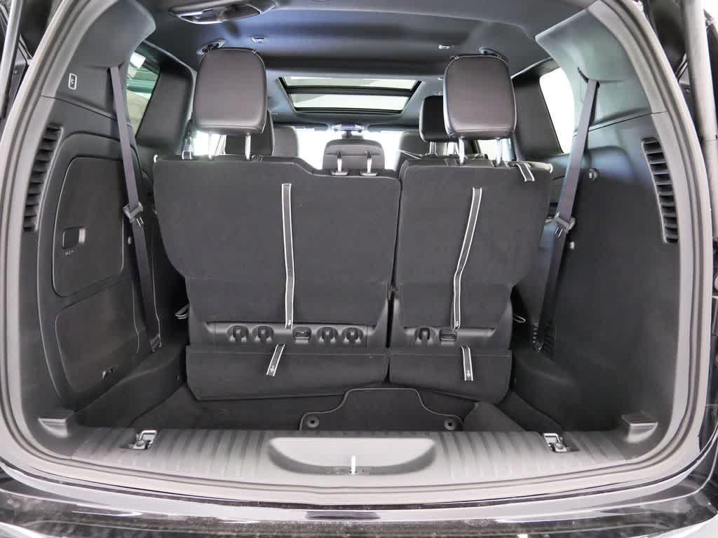 new 2025 Chrysler Pacifica Hybrid car, priced at $55,778