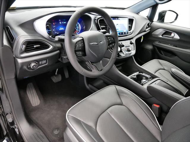 new 2025 Chrysler Pacifica Hybrid car, priced at $56,890