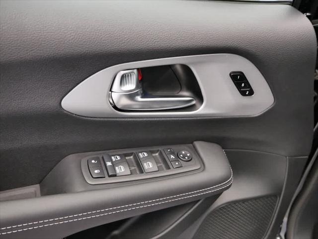 new 2025 Chrysler Pacifica Hybrid car, priced at $56,890