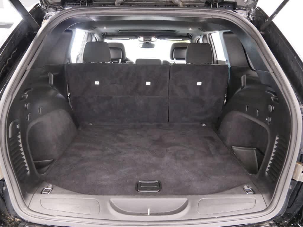 used 2019 Jeep Grand Cherokee car, priced at $14,000