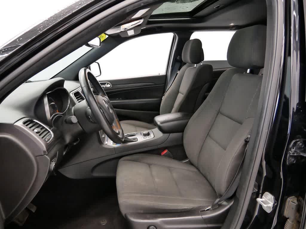 used 2019 Jeep Grand Cherokee car, priced at $14,000