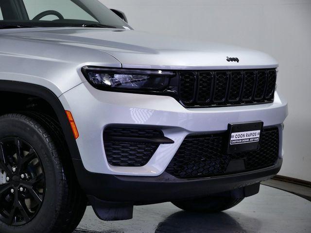 new 2024 Jeep Grand Cherokee car, priced at $42,102
