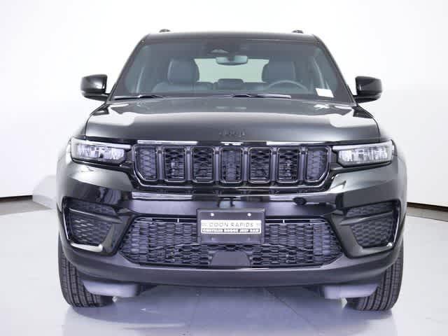 new 2024 Jeep Grand Cherokee car, priced at $45,293