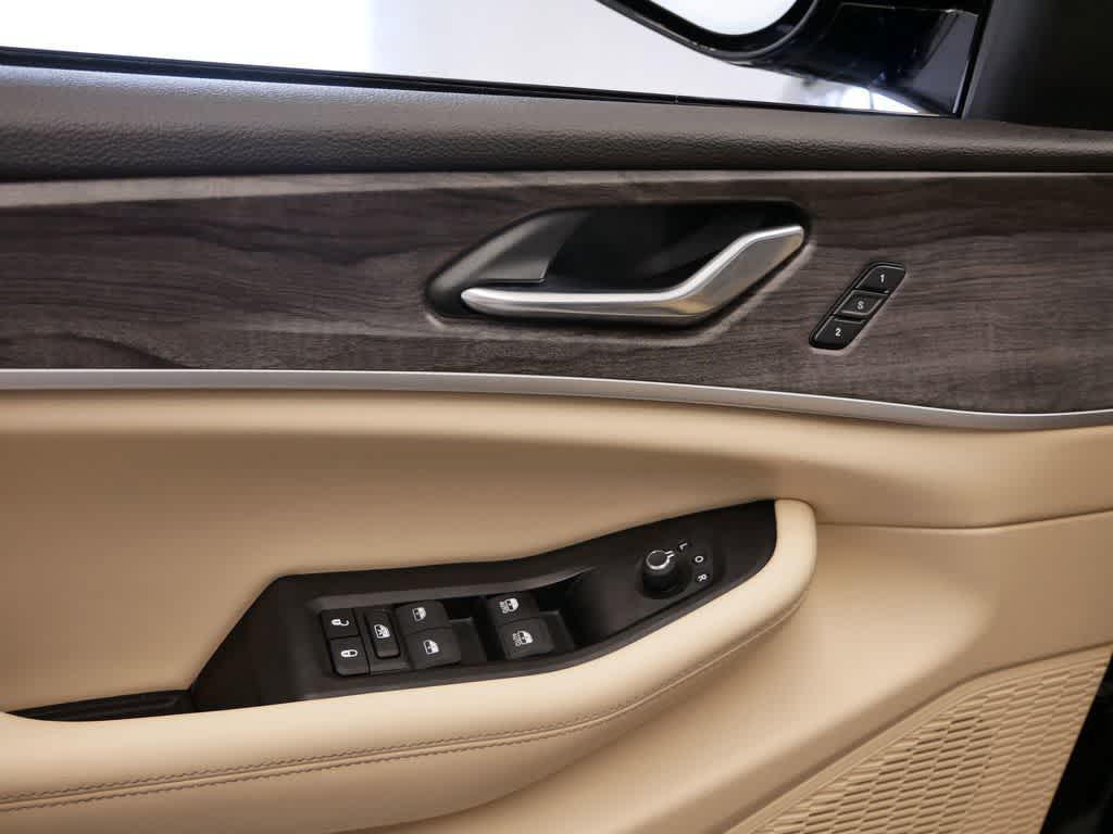 used 2024 Jeep Grand Cherokee L car, priced at $35,497
