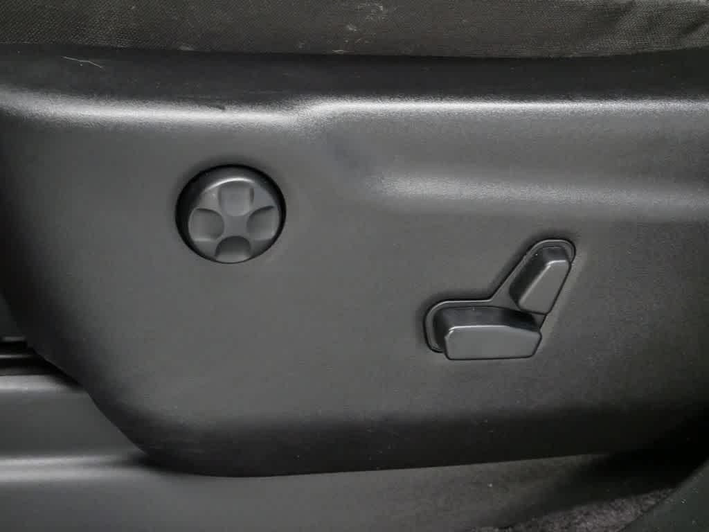 used 2019 Jeep Grand Cherokee car, priced at $19,788