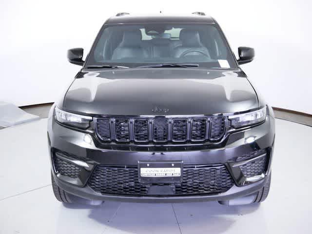 new 2024 Jeep Grand Cherokee car, priced at $44,155