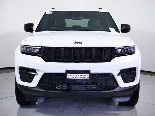 new 2024 Jeep Grand Cherokee car, priced at $44,983