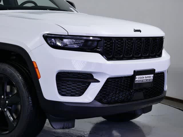 new 2024 Jeep Grand Cherokee car, priced at $44,983