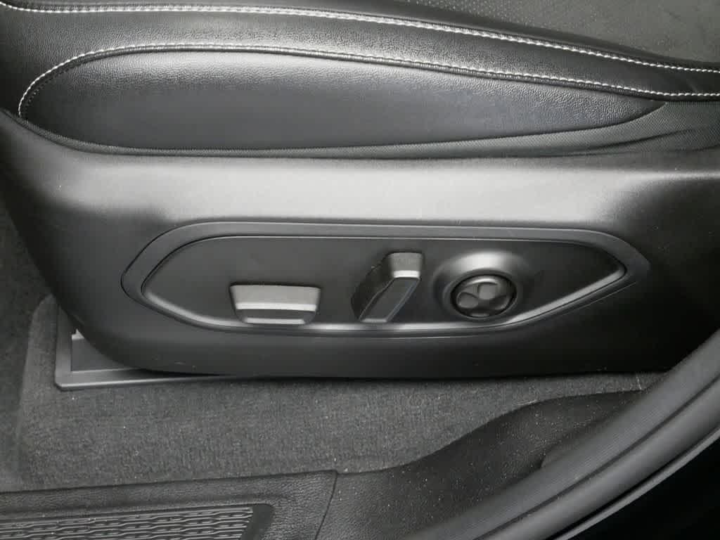used 2023 Jeep Grand Cherokee car, priced at $36,439