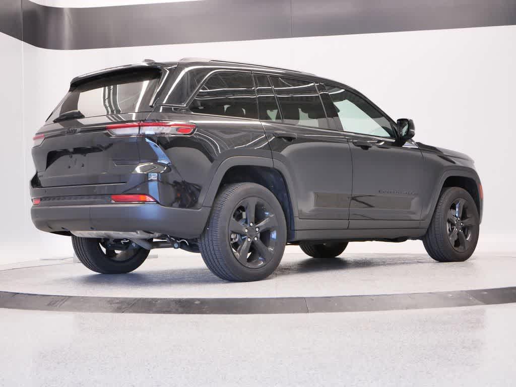 used 2023 Jeep Grand Cherokee car, priced at $36,439