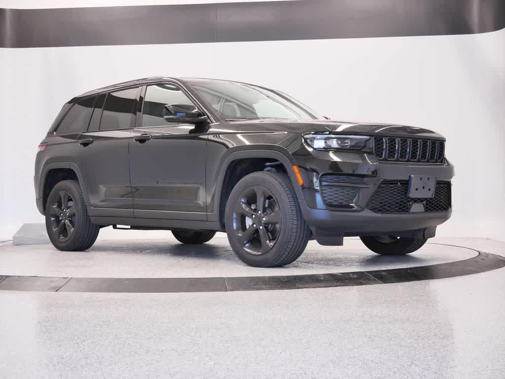 used 2023 Jeep Grand Cherokee car, priced at $36,439
