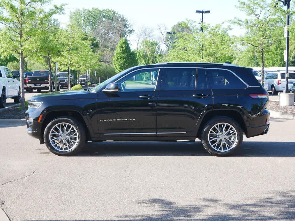 used 2023 Jeep Grand Cherokee car, priced at $42,955
