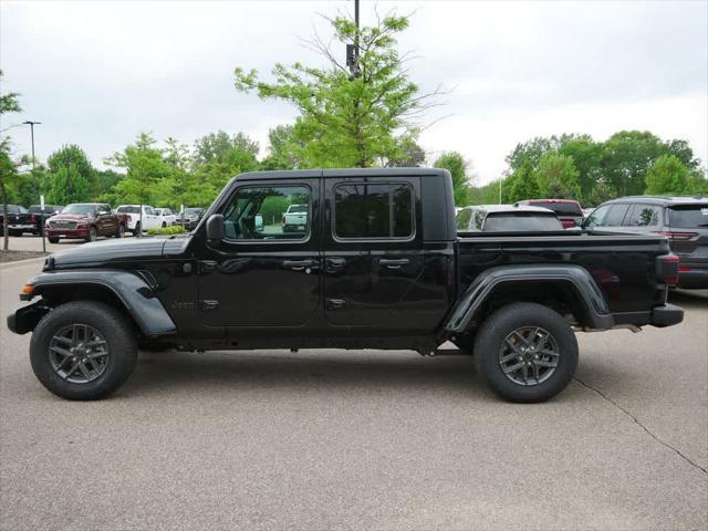 new 2025 Jeep Gladiator car, priced at $51,258