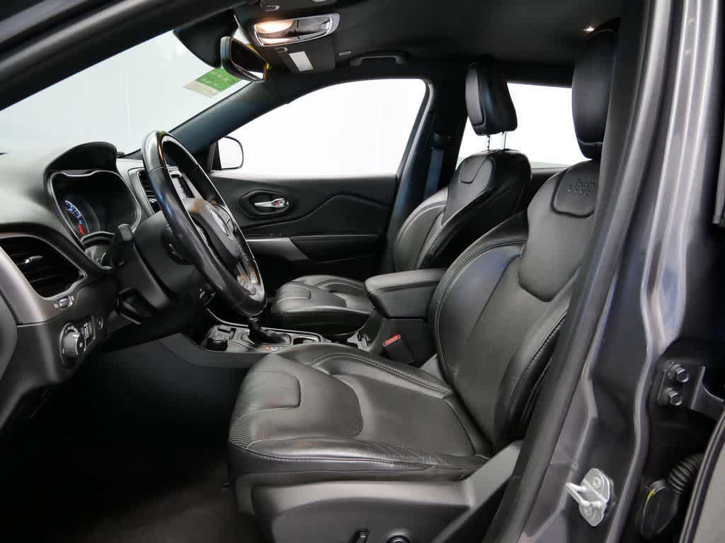used 2020 Jeep Cherokee car, priced at $16,888