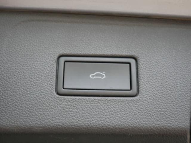 used 2021 Volkswagen Atlas car, priced at $26,487
