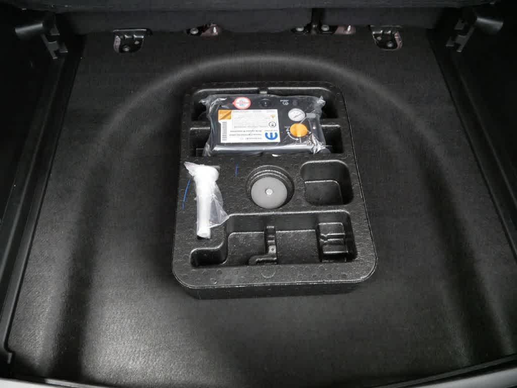 new 2025 Jeep Compass car, priced at $29,998