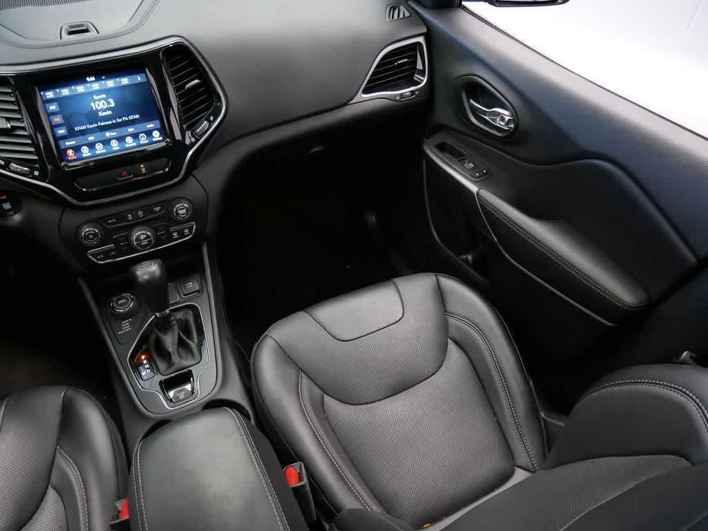 used 2022 Jeep Cherokee car, priced at $25,991