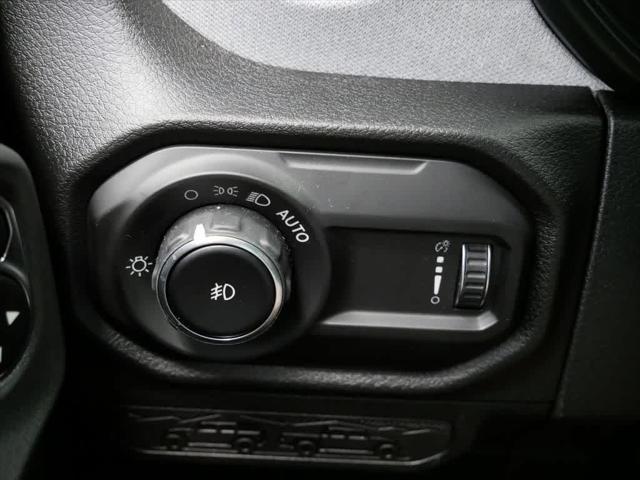 new 2025 Jeep Wrangler car, priced at $46,805